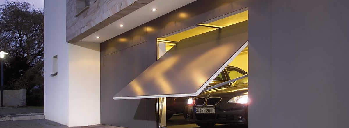 new garage doors supplied and fitted in Chorley 